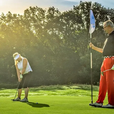 Bergvliet Villa's Villa Oosterhout (North Brabant)